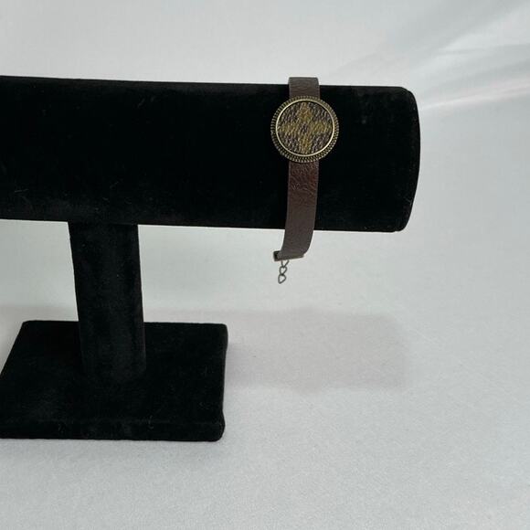 Louis Vuitton Monogram Canvas Brown Leather band - Picture 1 of 7